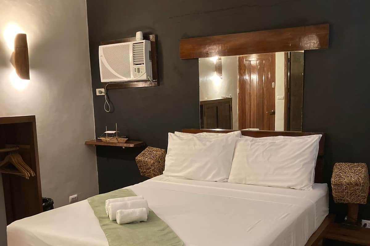 Standard Queen Room | Interior