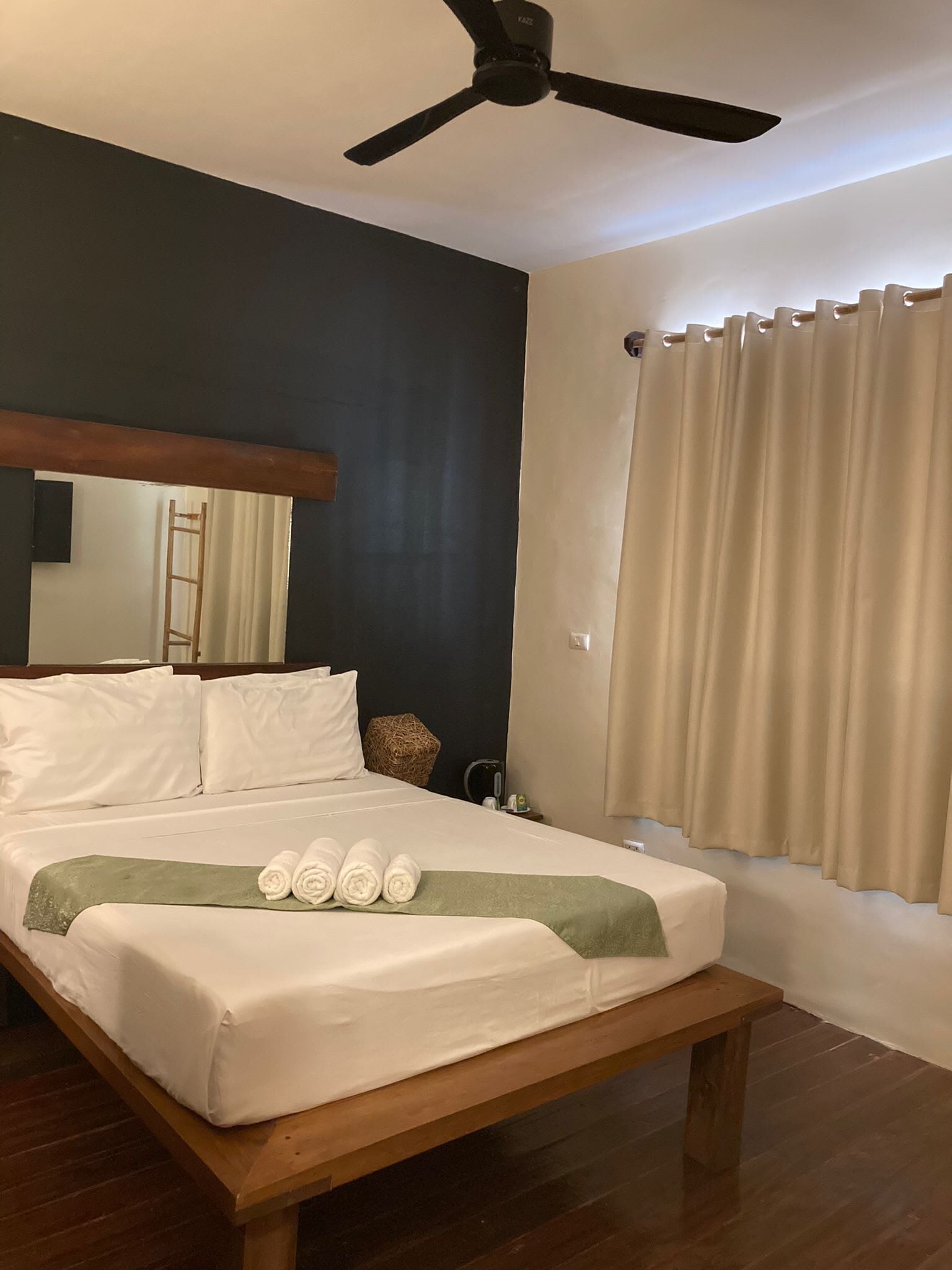 Standard Queen Room | Interior