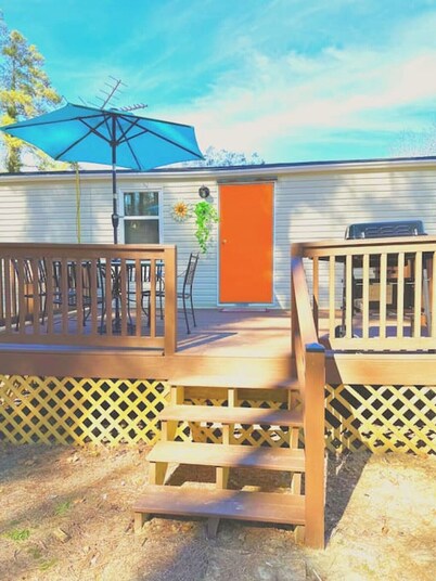 Uncle Bill's Lodge & Soccer Pool Showdown