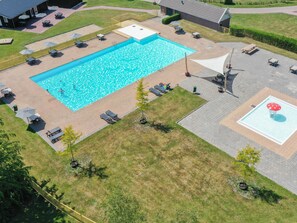 Pool - Comfortable chalet in green surroundings (Zorgvlied)