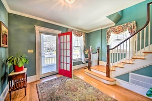 Interior - Edenton Vacation Rental w/ Patio: Walk Downtown (Edenton)