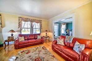 TV, fireplace - Edenton Vacation Rental w/ Patio: Walk Downtown (Edenton)