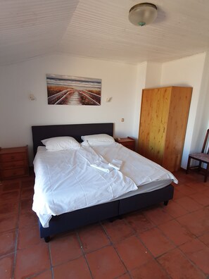 3 bedrooms, free WiFi