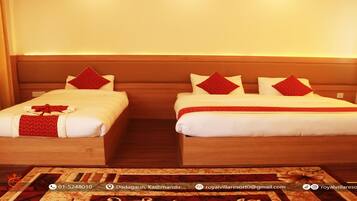 Habitación doble Deluxe | 1 habitación, wifi gratis y ropa de cama