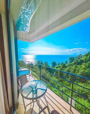 行政雙人房, 1 張加大雙人床, 非吸煙房, 海景 | 陽台