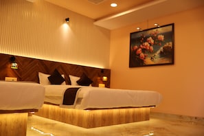 Premium Room - Bagicha Villa and Cottage (Mahabaleshwar)