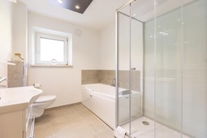 Douche, baignoire à jets