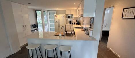 Microwave, oven, stovetop, dishwasher