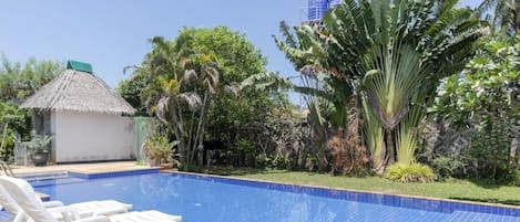 Alberca al aire libre