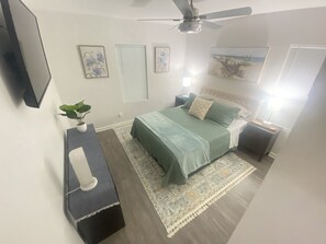 3 slaapkamers, een bureau, een strijkplank/strijkijzer, gratis wifi