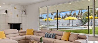 The Long Ranch - Sprawling 1 acre Horse Park Hideaway