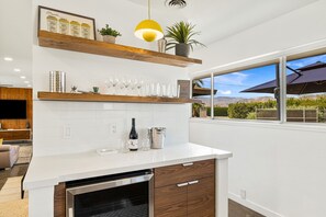 Fridge, microwave, oven, stovetop - The Long Ranch - Sprawling 1 acre Horse Park Hideaway (Thermal)