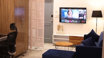 Luxury Studio Suite, Non Smoking, City View