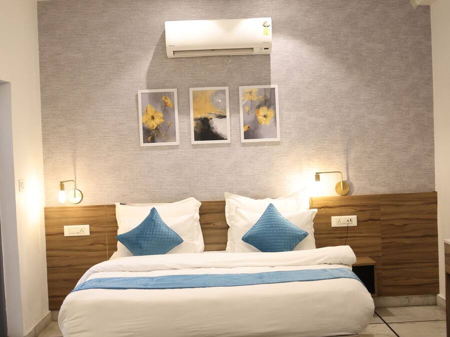 Luksusstudiosviitti, 1 suuri parisänky, kaupunkinäköala | Egyptinpuuvillaiset lakanat, ylelliset vuodevaatteet, untuvapeitot