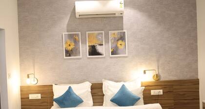 Gallivanto inn - Rohini