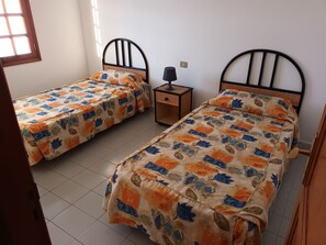 In-room safe, free cribs/infant beds, free WiFi, bed sheets - El Molino de Guatiza (Teguise)