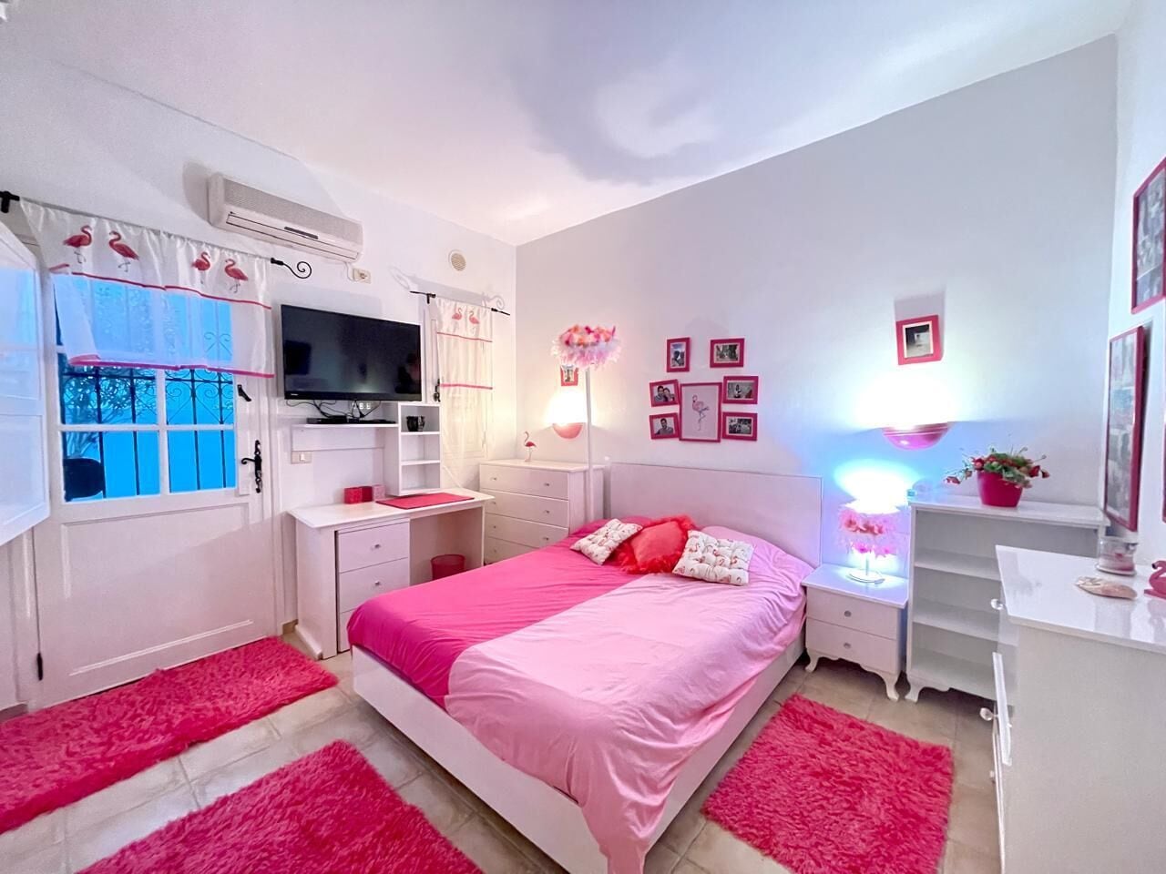 3 chambres, fer et planche à repasser, draps fournis