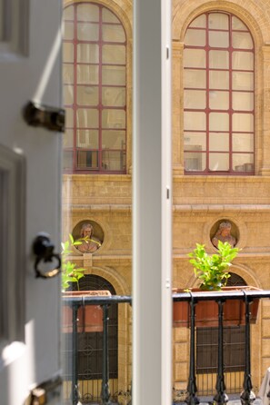 Interior - ENJOY NAPLES - Superior Studio Apartment (Napoli)