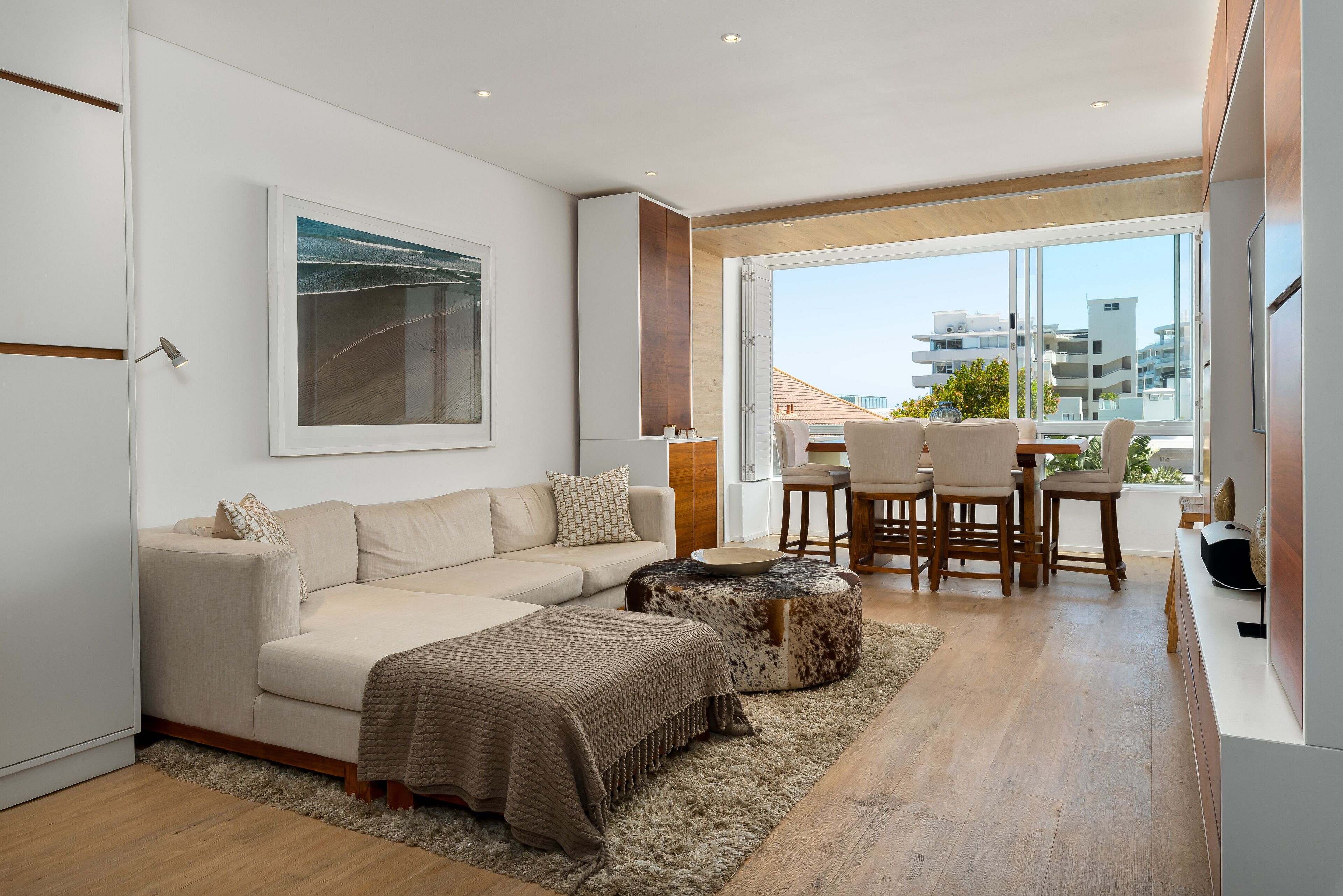 Apartamento Grand | Zona de estar | Una televisión de pantalla plana, Netflix, servicios de streaming