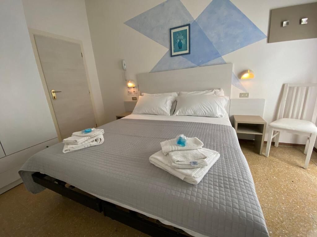 Photo - Alevon Hotel