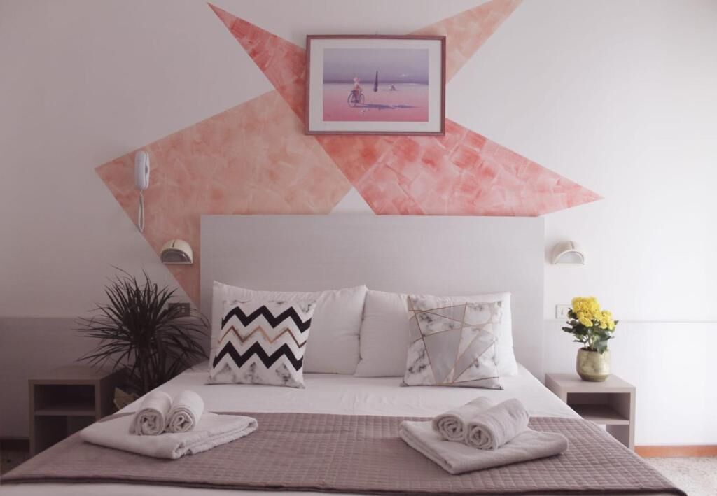 Photo - Alevon Hotel