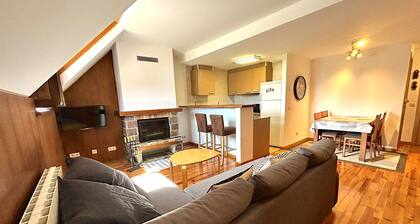 Spacious and bright duplex in Esterrri d'Ăneu