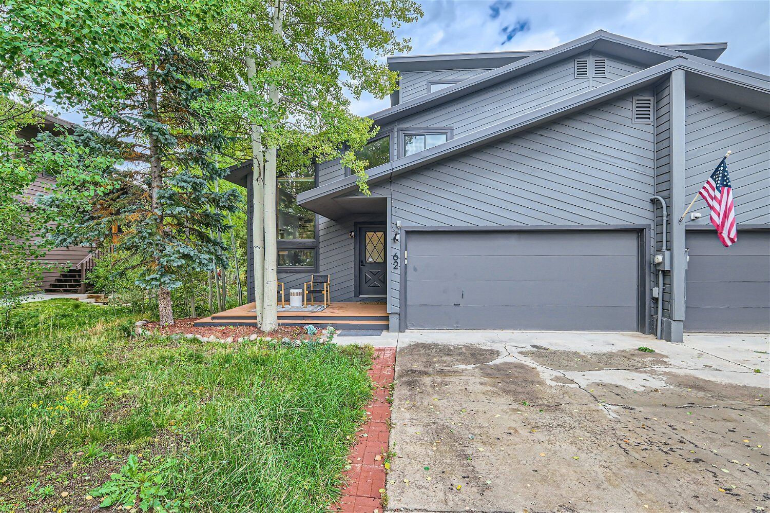 Spacious Duplex with Private Hot Tub and EV CHARGER!!