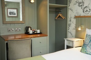 Room - Castle Inn By Greene King Inns (Bakewell)