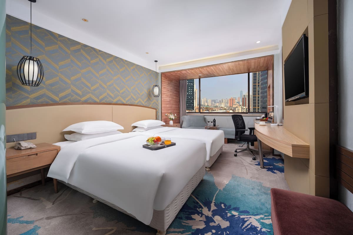 Deluxe Twin Room | Premium bedding, down duvets, Select Comfort beds, free minibar items