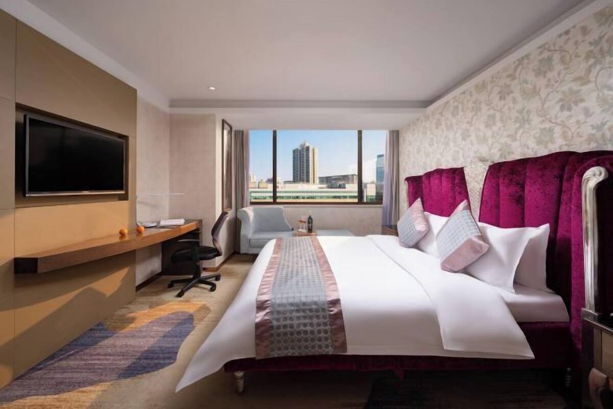 1 bedroom, premium bedding, down comforters, Select Comfort beds