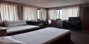 双床房 | 免费 WiFi、床单