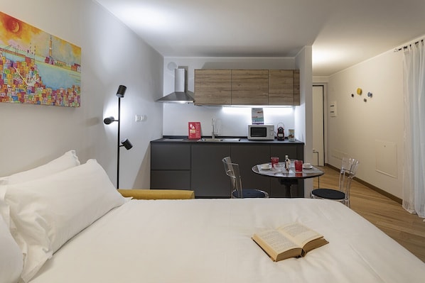 1 camera, ferro/asse da stiro, Wi-Fi gratuito, lenzuola
