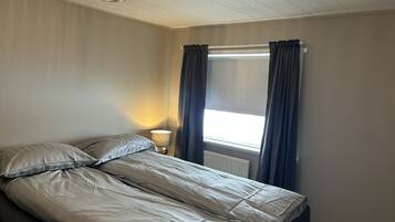 1 habitación, cuna de viaje, wifi y ropa de cama