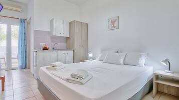Basic-Doppel- oder -Zweibettzimmer | Zimmersafe, schallisolierte Zimmer, Bügeleisen/Bügelbrett