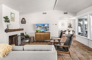 Smart TV, fireplace, foosball