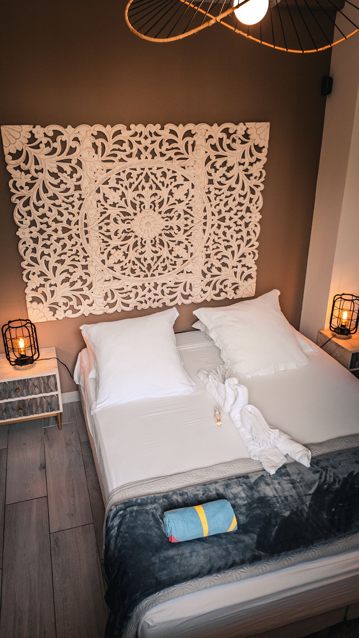 2 habitaciones, tabla de planchar con plancha, wifi y ropa de cama 