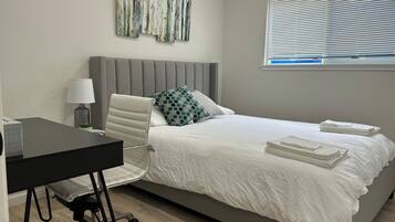 5 dormitorios, tabla de planchar con plancha, wifi y ropa de cama