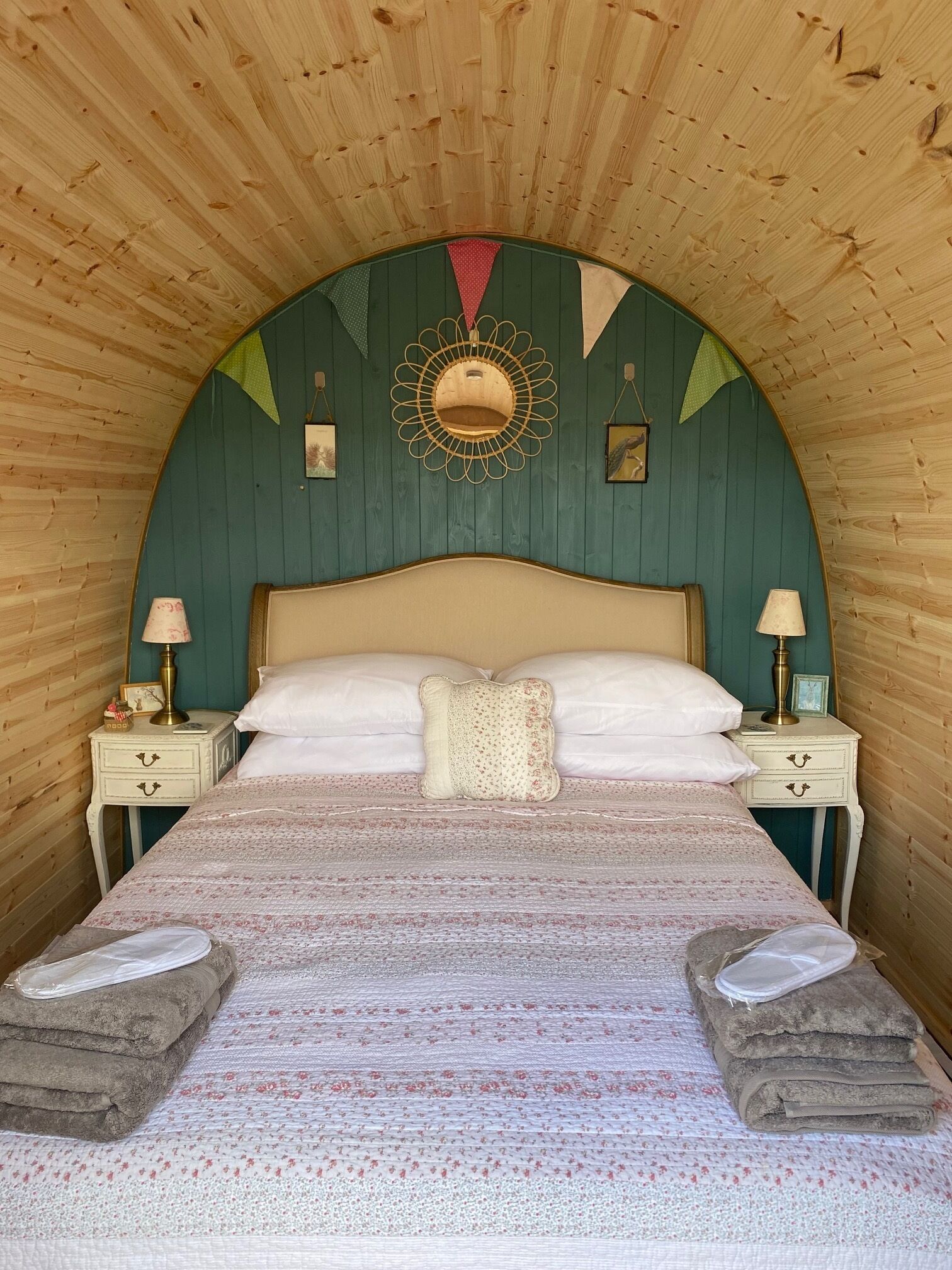 3 多间卧室、客房内保险箱、床单、轮椅无障碍