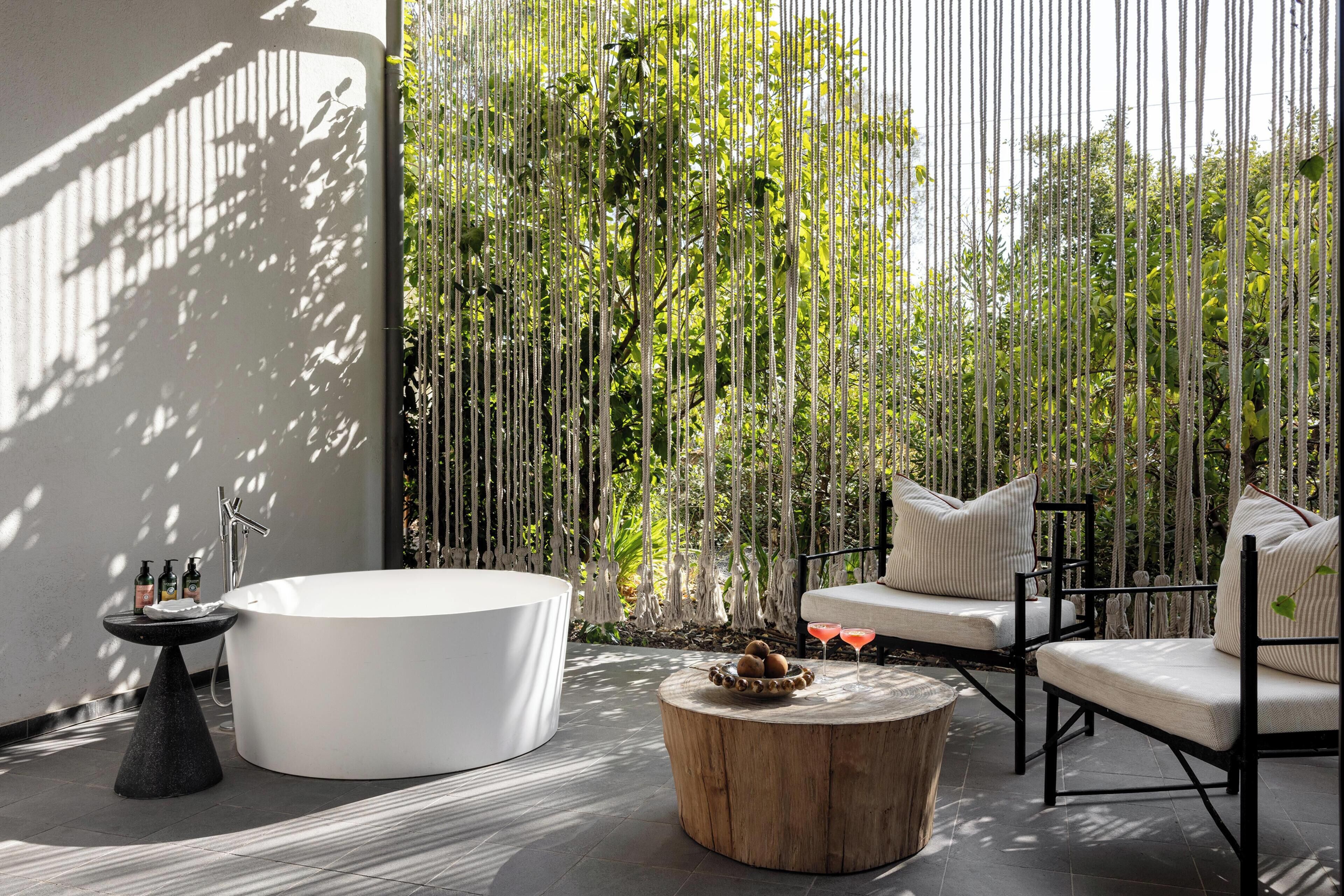 BAUHAUS ONE BEDROOM SUITE | 객실에서 보이는 전망