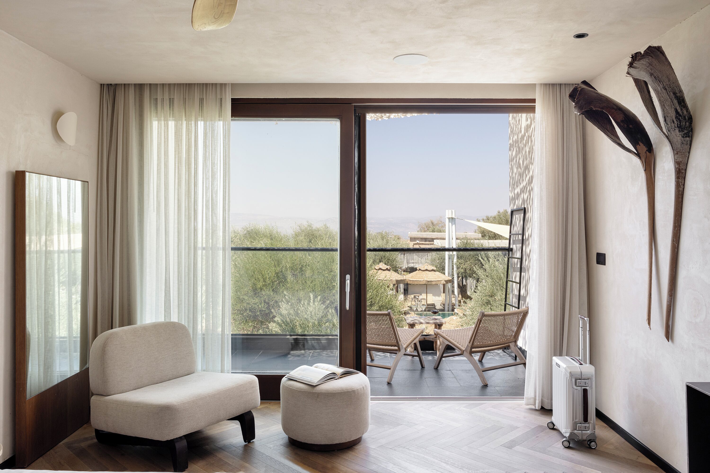 POOLVIEW UPPER FLOOR | View from room
