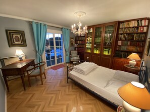 4 chambres, fer et planche Ă repasser, Wi-Fi gratuit