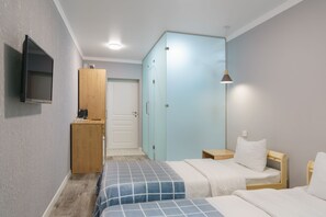 Superior Double or Twin Room | Bed sheets - ololoAkJol (Kosh-Kel)