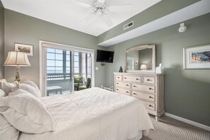 2 bedrooms, iron/ironing board, free WiFi