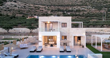 Actea Seaview Villas I Free* heated pools, 800m sea