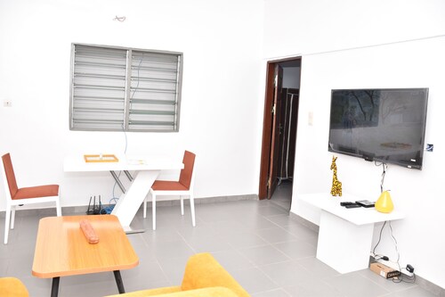 Tranquility, studio in villa in Cotonou