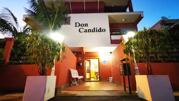 Fachada del alojamiento