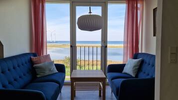 Smart-tv, videospil, bordfodbold, bordtennisbord
