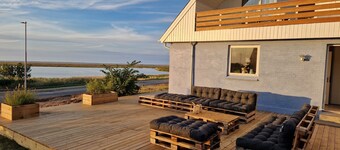 Large holiday house with great seaview - sauna and hottub