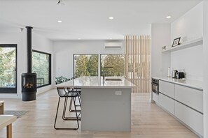 Fridge, microwave, oven, stovetop - Oceanview Oasis: Modern Luxury Meets Seaside Serenity at This Exclusive Coastal (Yarmouth)