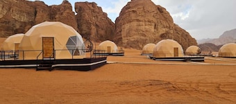 Hasan Zawaideh Luxury Camp 2